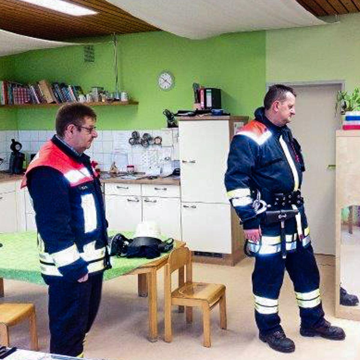 Feuerwehr zu Besuch im Kindergarten