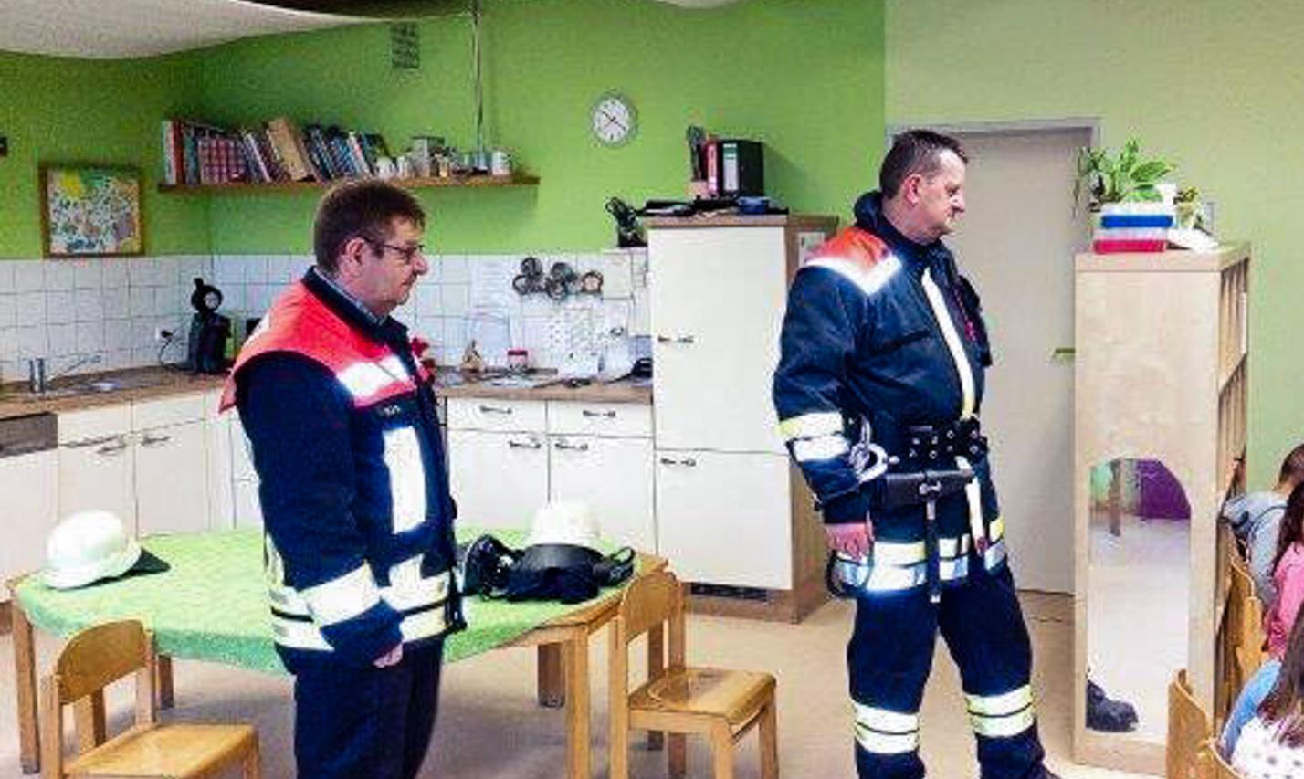 Feuerwehr zu Besuch im Kindergarten